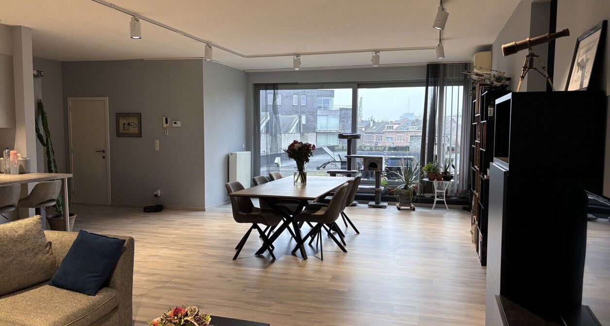 Modern appartement met 2 slaapkamers en uitzonderlijk terras