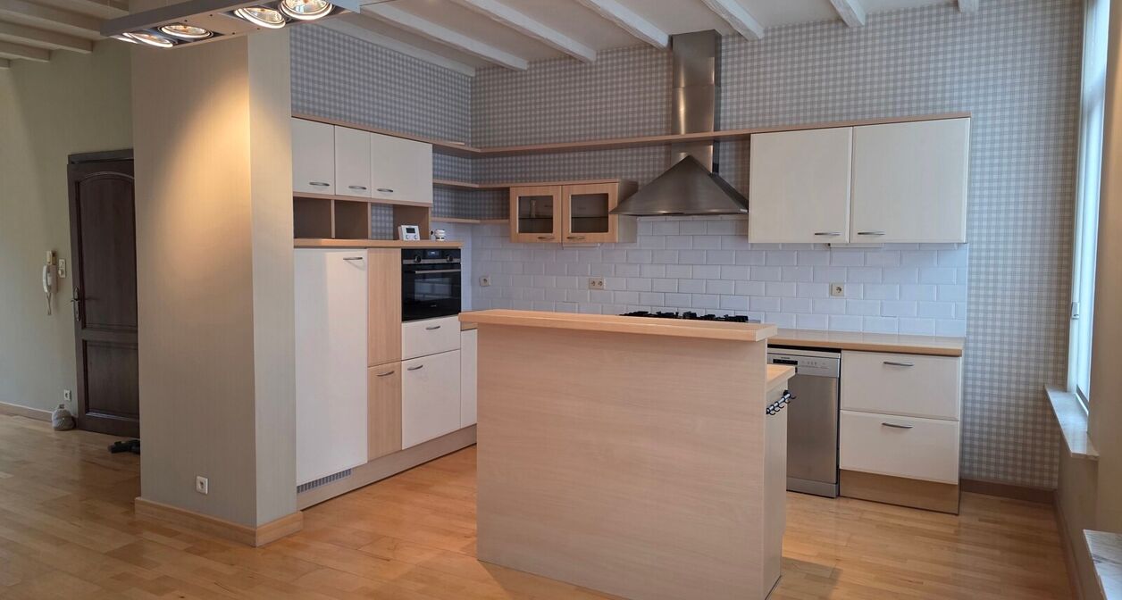 Kantoor + res. te huur in Aarschot