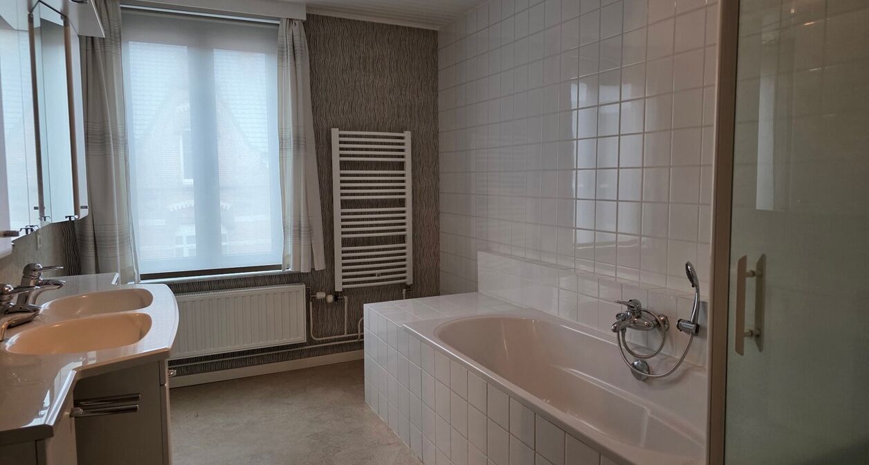 Kantoor + res. te huur in Aarschot