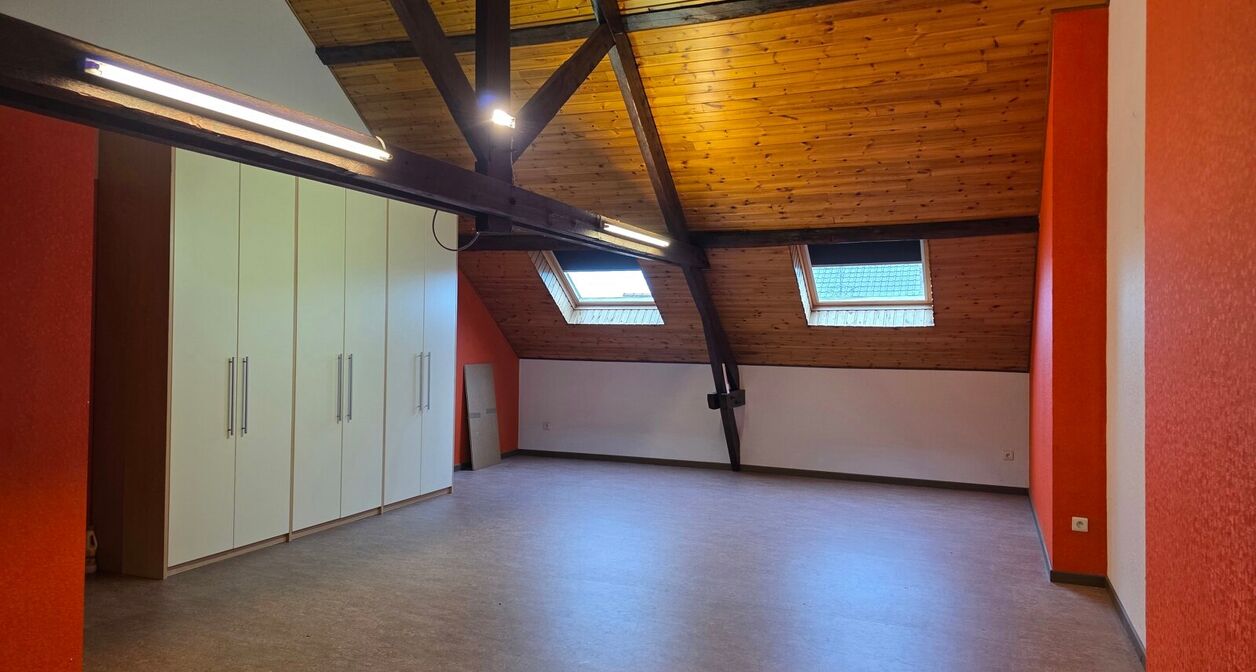 Kantoor + res. te huur in Aarschot